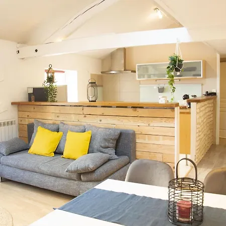 Magnolia-6 Min De La Gare - Baignoire Balneo- Wifi Gratuit Apartment Melun Exterior photo